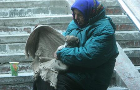 Кількість людей в Україні, які живуть за межею бідності, від 24 лютого збільшилася в десять разів