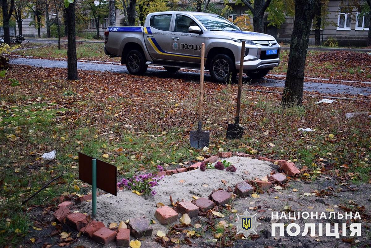 У звільненому Лимані завершили ексгумацію на місці найбільшого кладовища