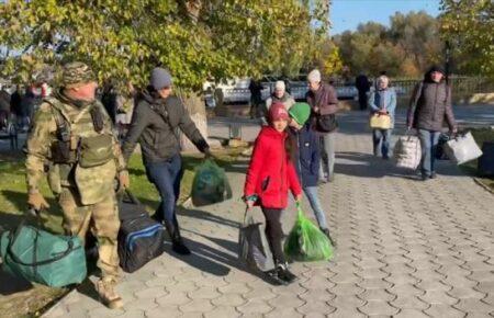 На Херсонщині вже тиснуть на людей і на лівому березі, щоб вони виїжджали — Данилов