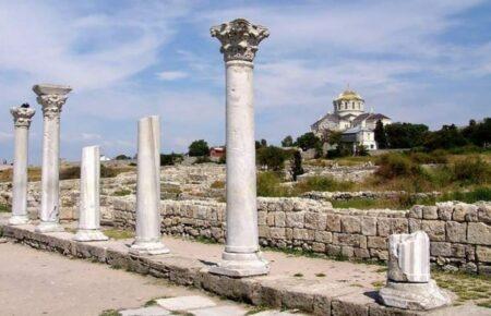 Росіяни вивозять із Криму цінності, які руйнують їхні міфи й можуть бути використані проти російської влади — Денис Чистіков