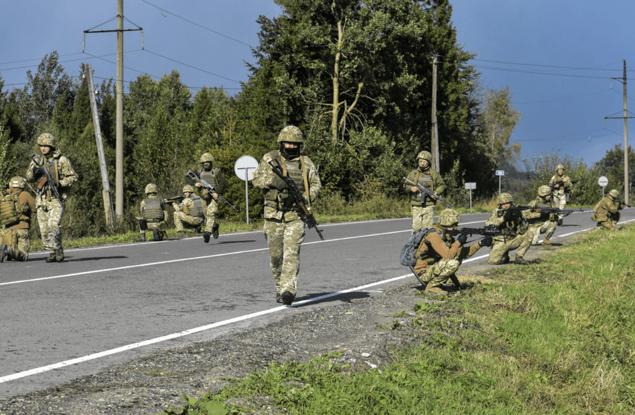 В ЕС проведут обучение 15 тысяч украинских военных