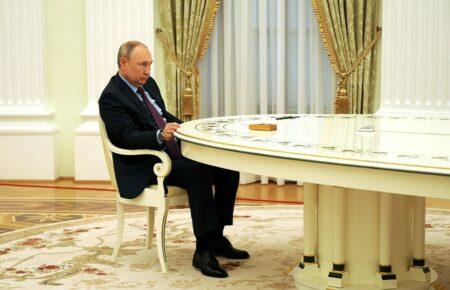 Пока сапог оккупанта находится в Украине, то ни о каких переговорах с Путиным речь не идет — Добряк