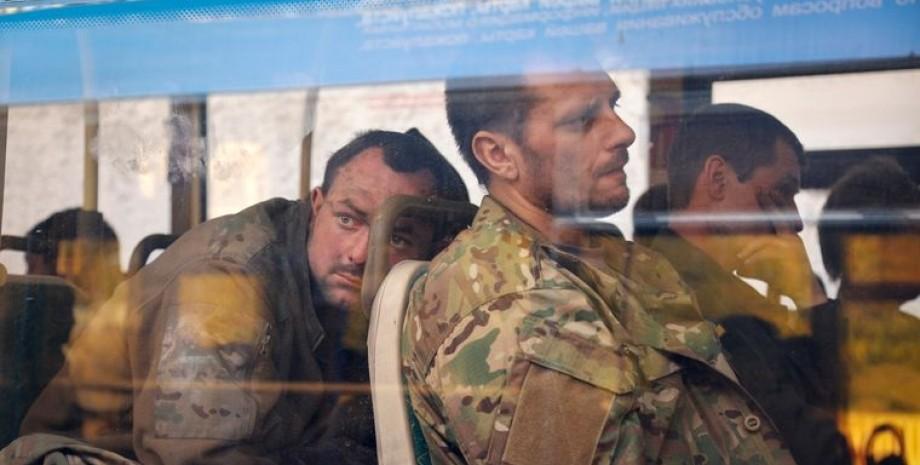 Ми нарахували близько 7 тисяч полонених захисників Маріуполя — мати полоненого морпіха