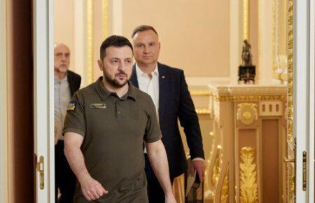 Зеленский и Дуда проводят экстренный разговор на фоне массовых обстрелов Украины