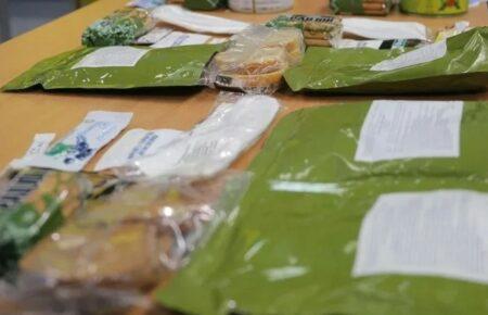 Вегетаріанські сухпайки для ЗСУ: Зеленський відповів на петицію