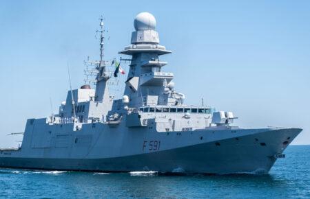 Російські літаки виконали небезпечний маневр біля кораблів НАТО у Балтійському морі