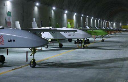 CNN: Иран готовится передать России около тысячи единиц оружия