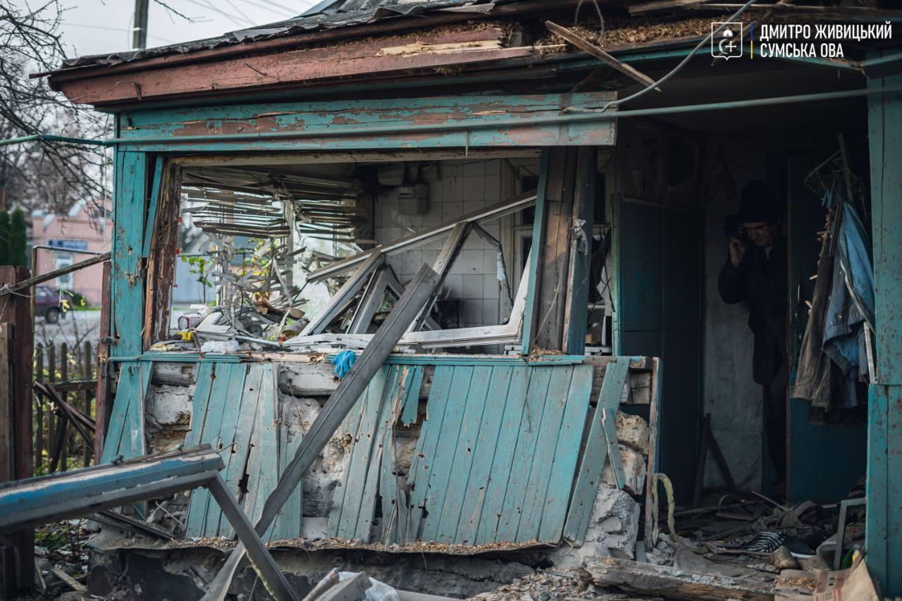 Окупанти обстріляли громаду на Сумщині, коли там ішла похоронна процесія