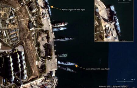 Спутники сняли поврежденные российские фрегаты в Севастопольской бухте