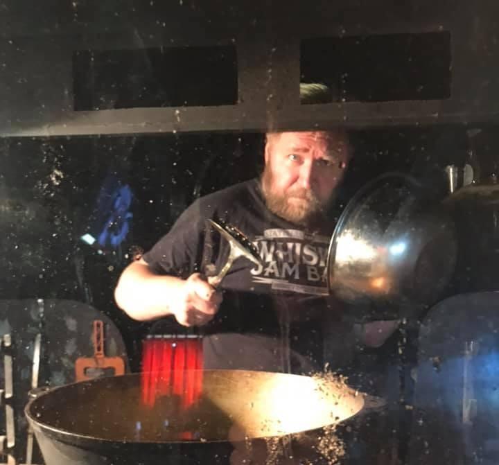 Не відбулося нічого такого, щоб припинити донатити — волонтер