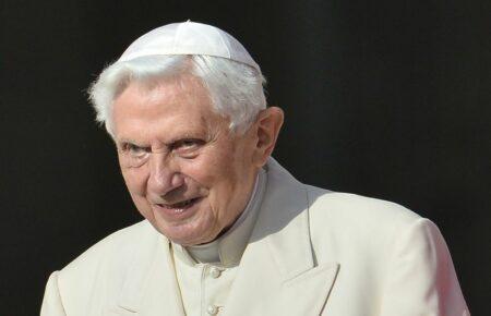 Помер колишній Папа Римський Бенедикт XVI