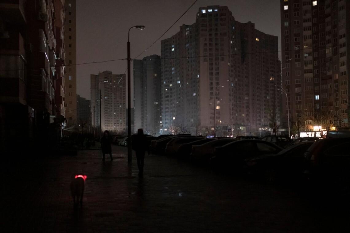 У Києві ситуація зі світлом залишається складною, діють екстрені графіки відключень — Кличко