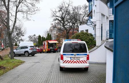 Посольства України загалом отримали 17 листів із вибухівкою або частинами тіл тварин — Кулеба