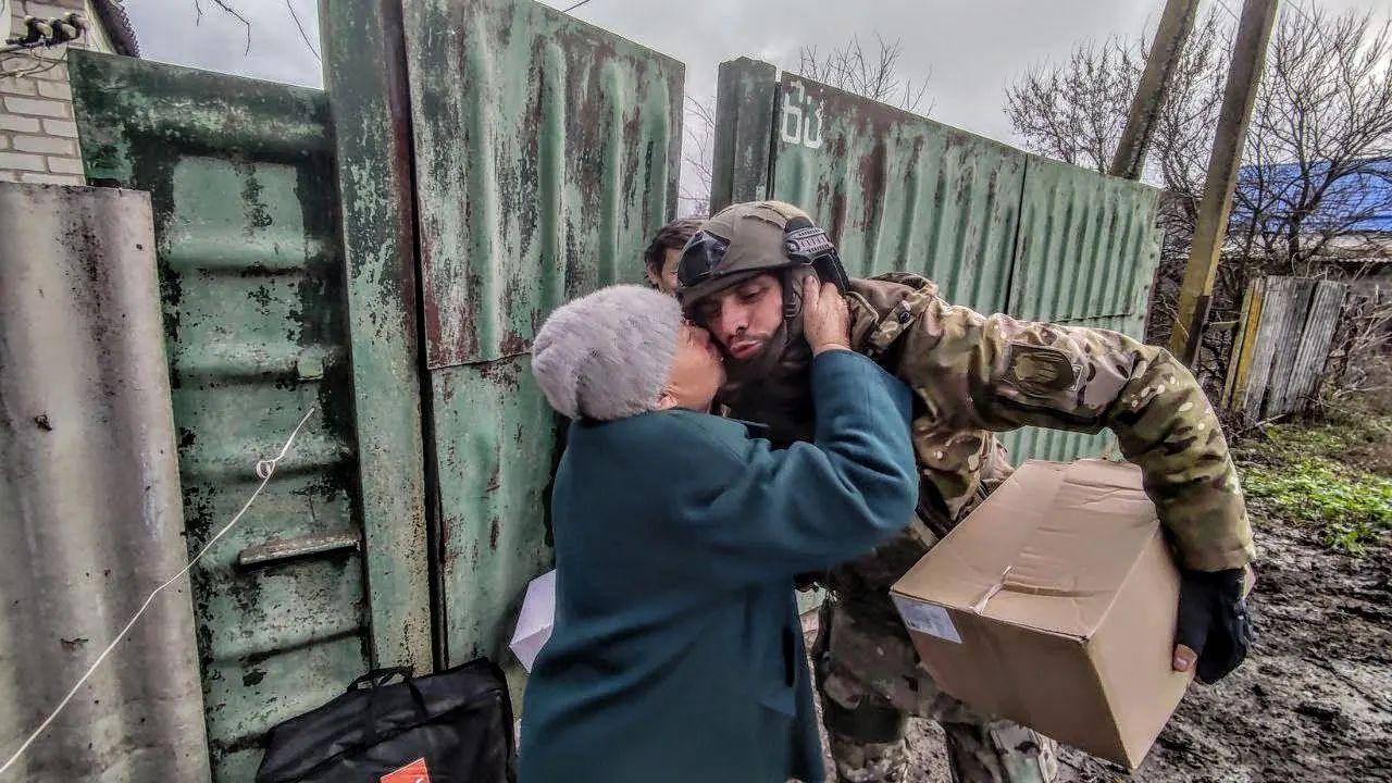 Нас встречают очень радостно — глава патрульной полиции Луганщины о жителях освобожденных сел