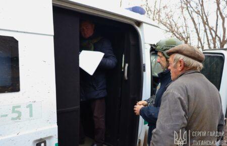 Нещодавно я отримала повідомлення, які люди надсилали мені ще влітку — журналістка з Луганщини