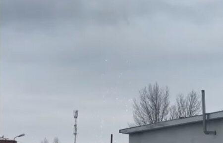 Російські окупанти обстріляли Херсон запалювальними снарядами — ЦНС