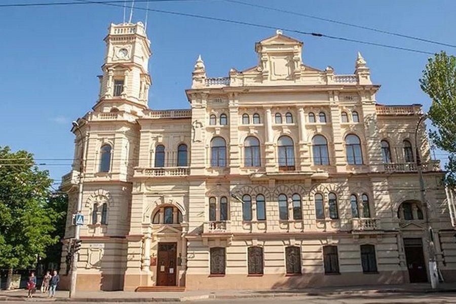 Як у Херсонському художньому музеї ховали мистецькі скарби від російських мародерів?