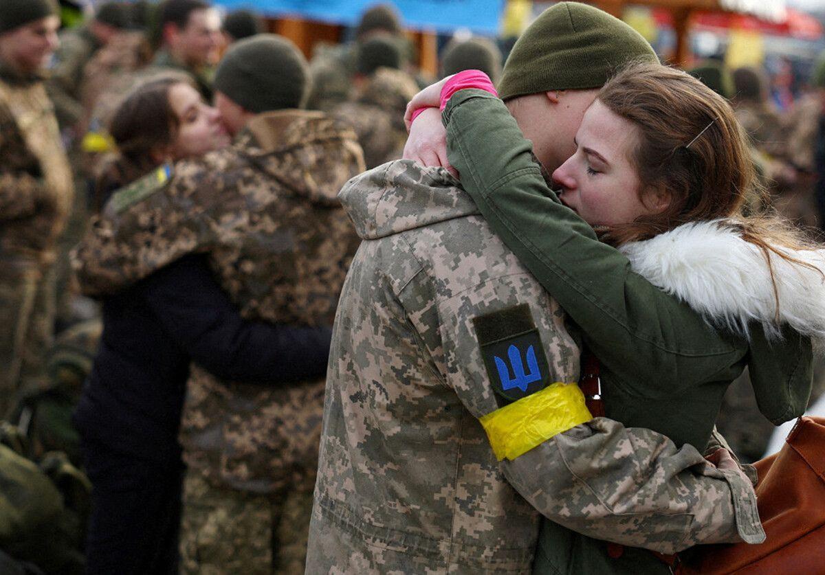 Зниження призовного віку до 20 років: демограф заявив про зниження народжуваності