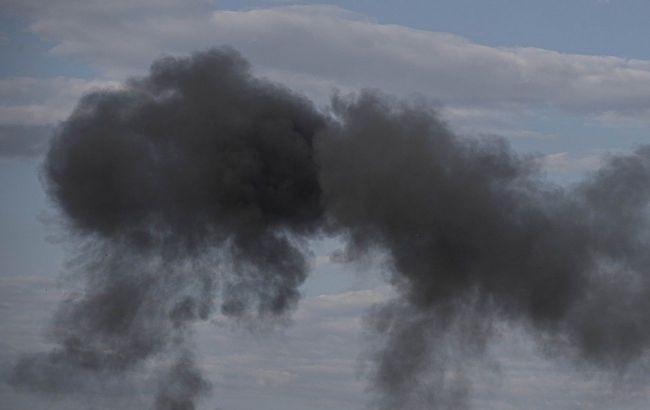 Окупанти вдарили по нафтопереробному заводу у Кременчуці, сталася пожежа