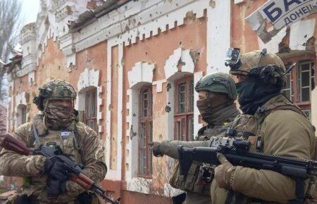 Зеленський розповів про ситуацію в Бахмуті і Соледарі