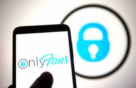 Платформа з еротичним контентом OnlyFans недоступна для росіян