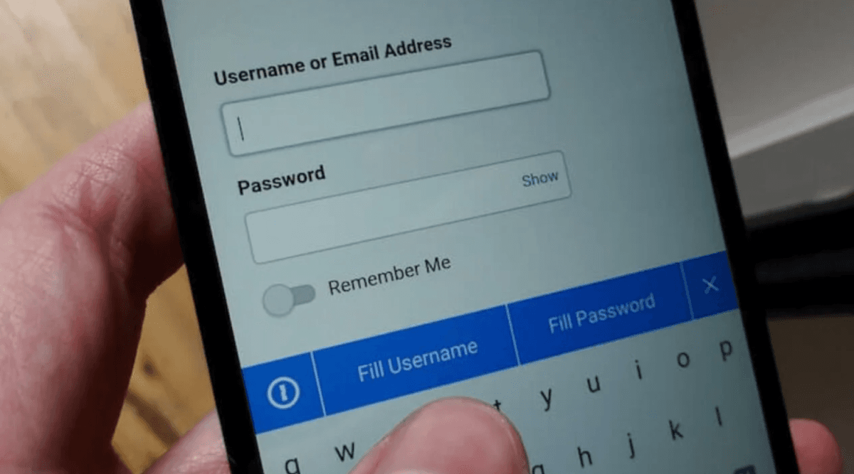 Як захистити свої акаунти і вигадати надійний пароль?