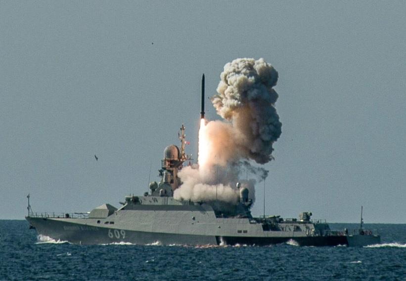 Russia keeps two Kalibr missile carriers in the Black Sea
