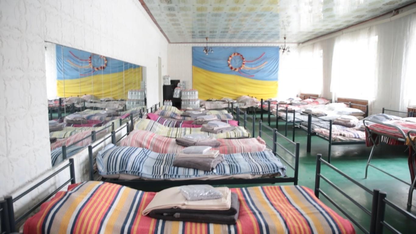 Генераторы, буржуйки, специальная мебель: чем обеспечены «Пункты незламности» для маломобильных в Кропивницком?