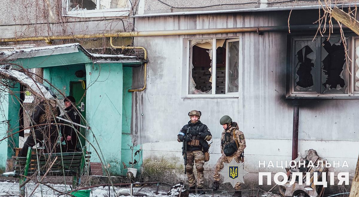 «Білі янголи» потрапили під обстріл у районі Часового Яру, поранені 5 поліцейських (ВІДЕО)