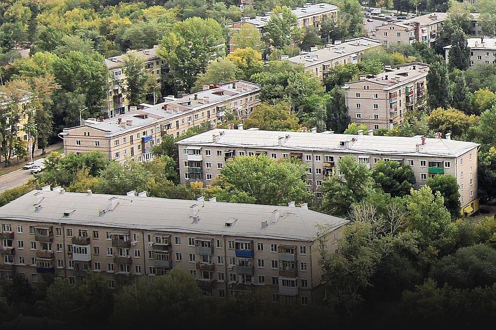 Цегла і бетон, за хорошої гідроізоляції, слугуватимуть 100 років — урбаніст про столичну програму реконструкції старих будинків