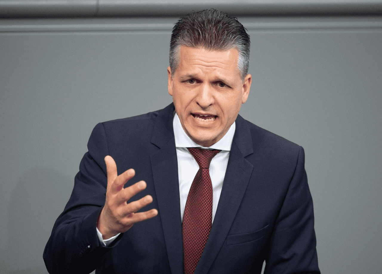 В парламенте Германии нашлись противники передачи Украине истребителей