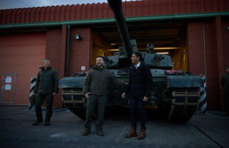 Британия рассматривает возможность передачи Украине ракет дальнего радиуса — WP