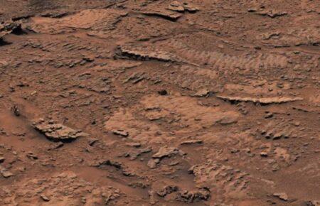 Марсохід Curiosity сфотографував сліди стародавнього озера на Червоній планеті