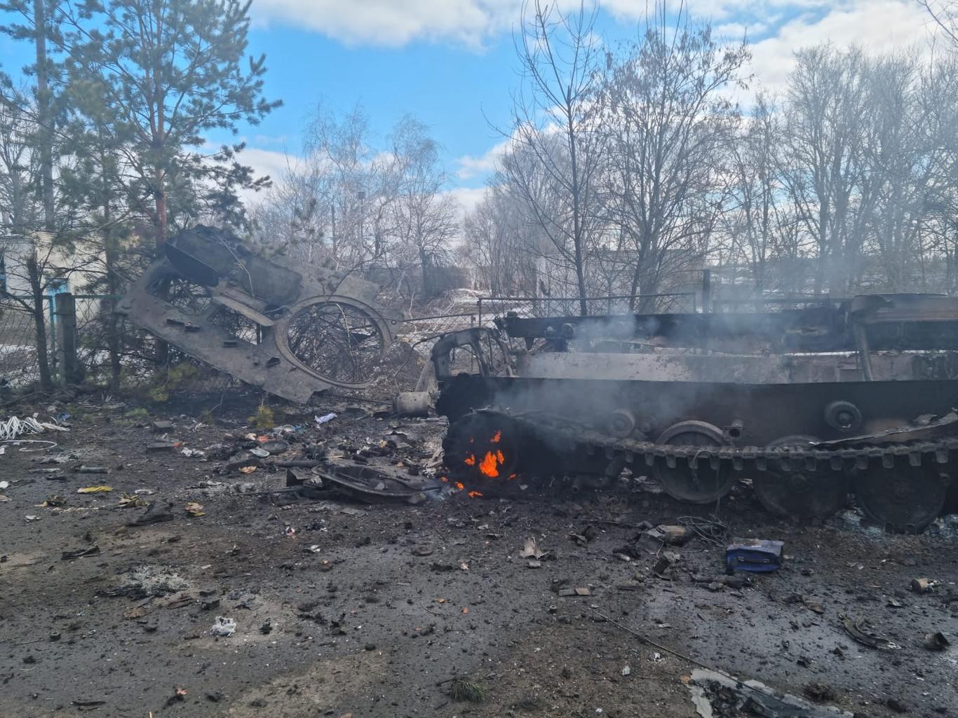 «Горіли, як завжди, красиво»: українські військові знищили 3 БМП росіян