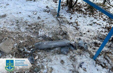 Росіяни з артилерії обстріляли Торецьк і Курахівку: один загиблий, дев’ятеро поранених (ФОТО)