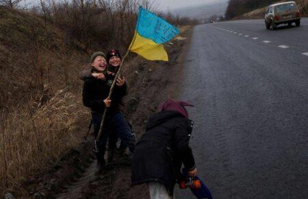 Зеленський привітав Ліну Костенко із днем народження (ФОТО)
