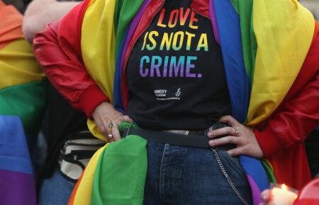 В Уганде криминализировали представителей сексуальных меньшинств — их должны посадить в тюрьму