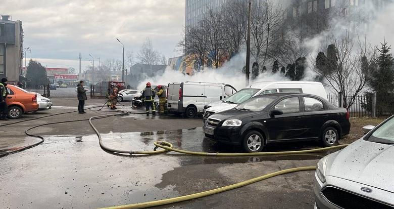Ракетная атака: в Киеве поврежден энергетический объект