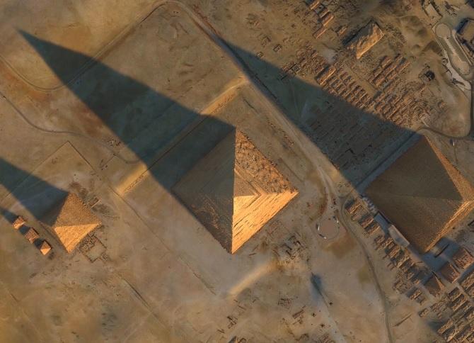 Археологи за допомогою сканування виявили прихований тунель у великій піраміді Гізи