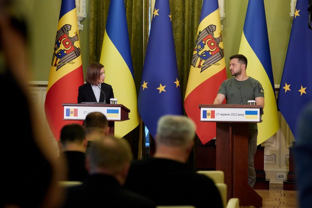 Посли країн ЄС погодили переговорні рамки про вступ України та Молдови