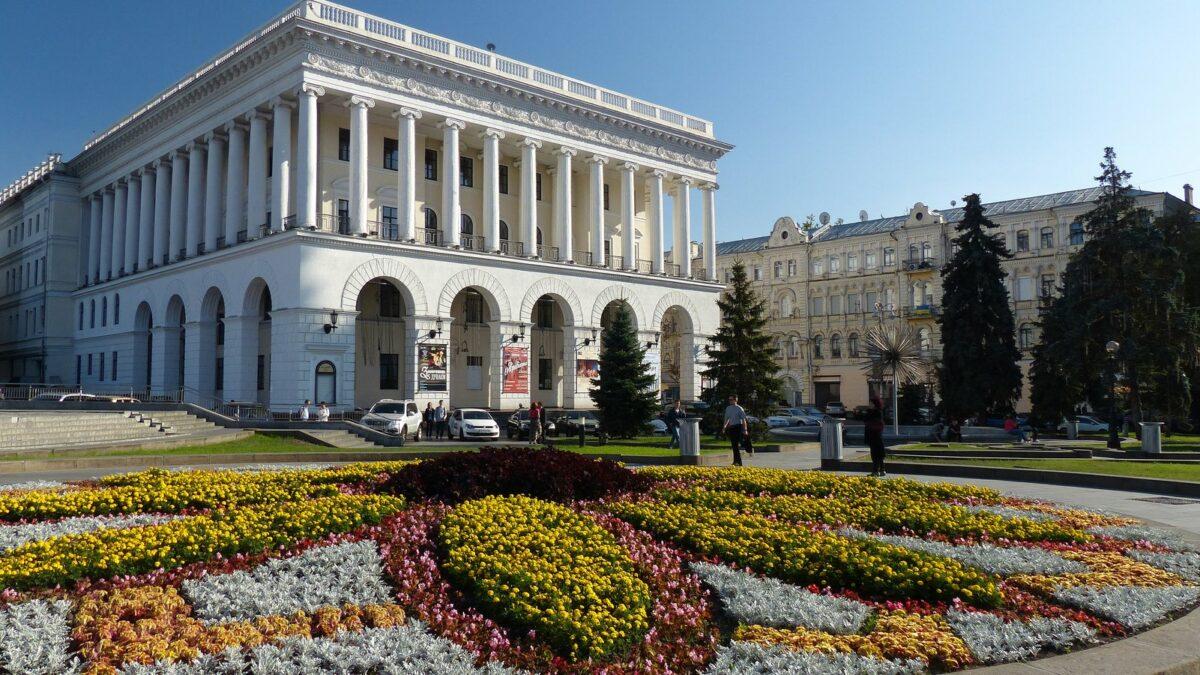 «Китайський слід» у конфлікті в НМАУ: чому досі не позбулись імені Чайковського?