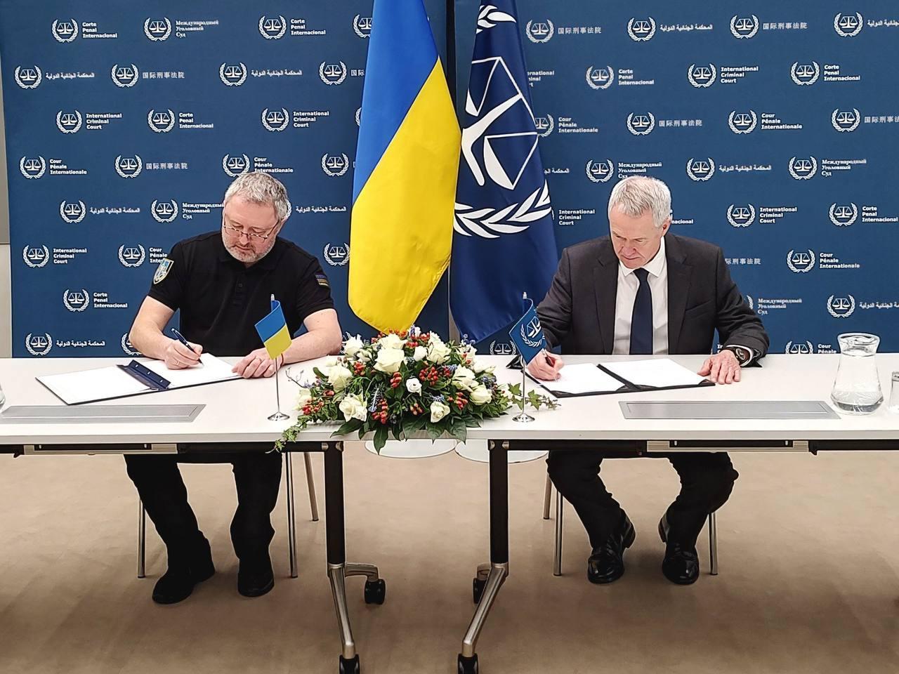 Генпрокурор Костін підписав угоду про відкриття представництва МКС в Україні