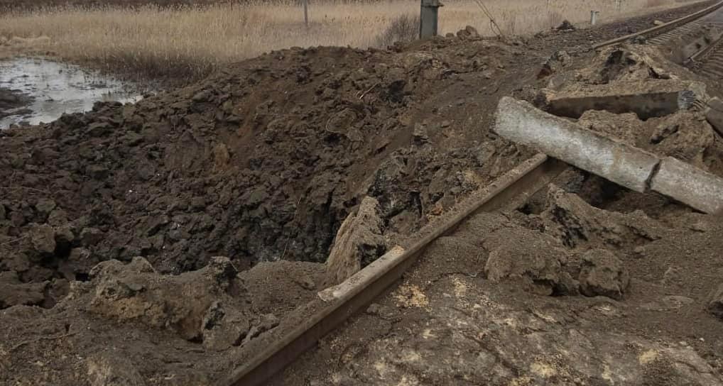 Росіяни вдарили по залізничній колії в Слов'янську (ФОТО)