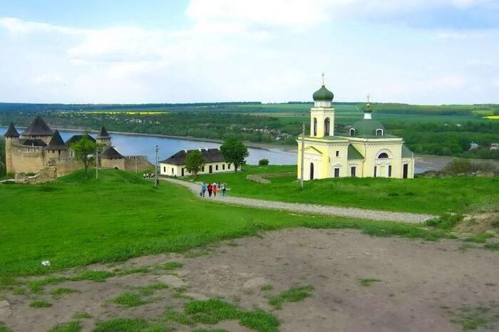 УПЦ МП вернула Церковь Александра Невского заповеднику «Хотинская крепость»