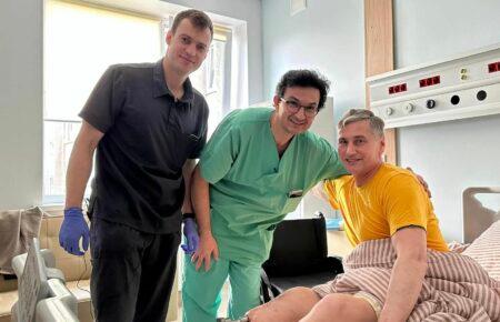 Вперше в Україні пацієнту вживили протез прямо у кістку (ФОТО)