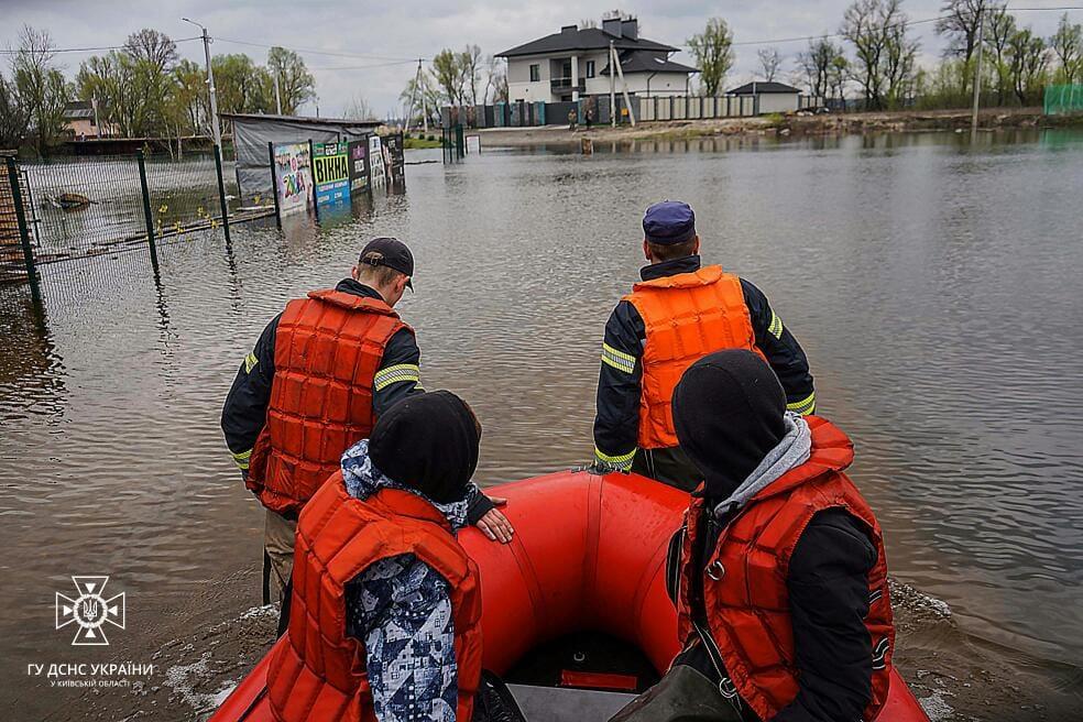 У пʼяти областях зафіксували сезонне підняття води в річках —  підтоплені 500 городів і подвірʼїв