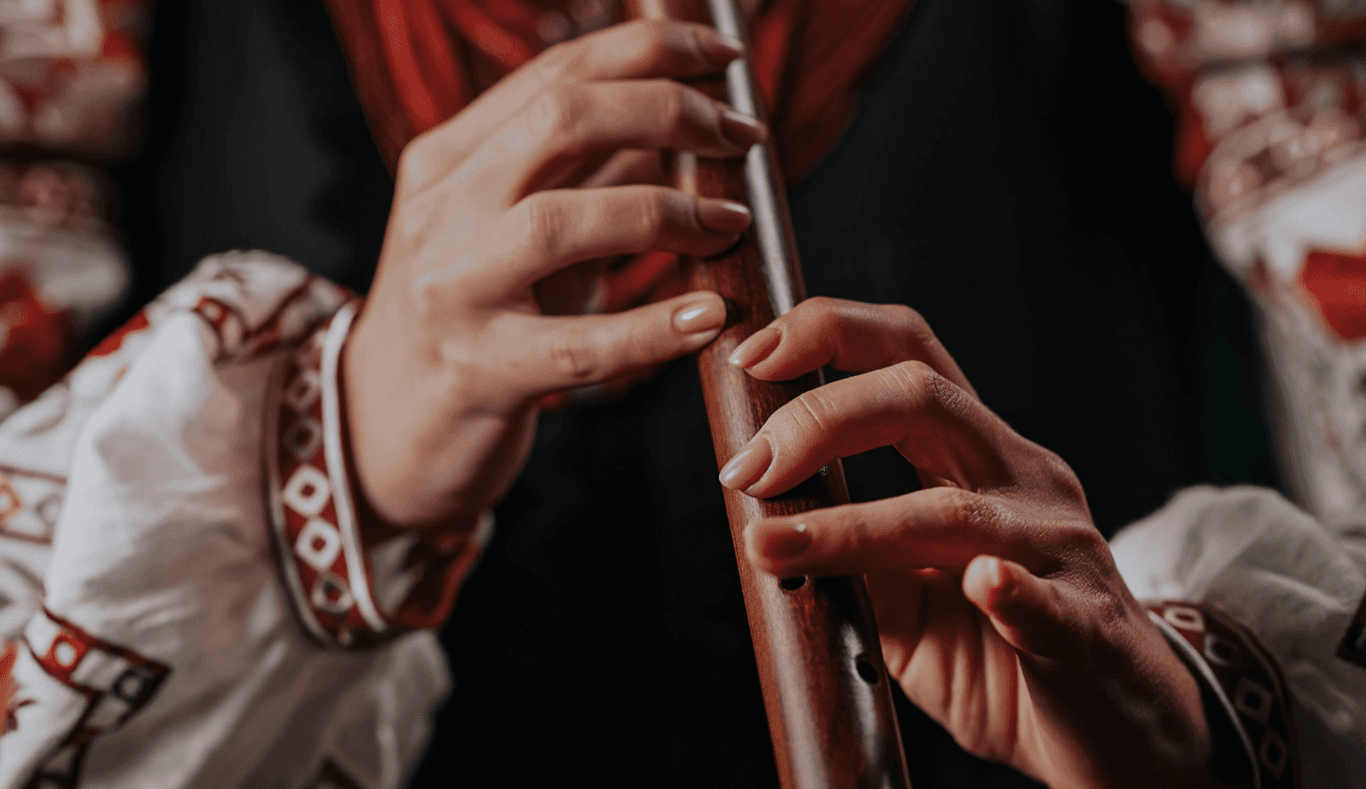 «Ледачі» українці, смачна їжа і красиві жінки: як розпізнати колоніальні російські стереотипи