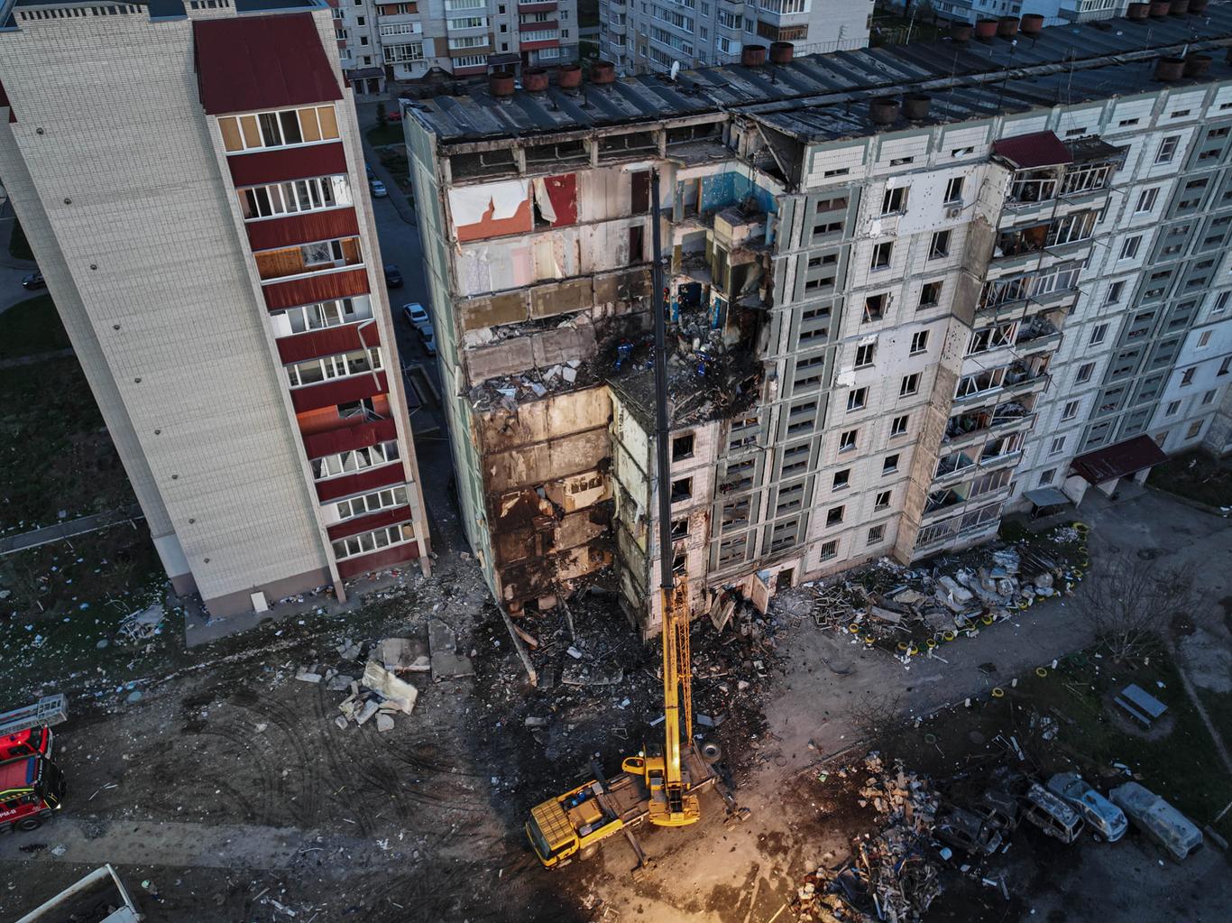 «Після вибуху чоловік кинувся до кімнати, де спали діти, а там — порожнеча» — журналістка про наслідки ракетного удару по Умані