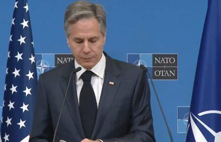 Американские дипломаты попали под обстрел в Судане — Блинкен