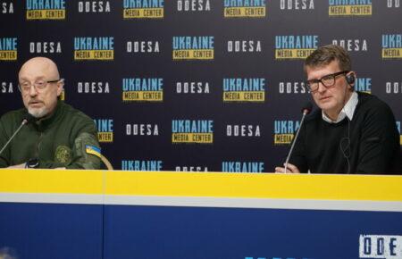 Резніков запросив пілотів F-16 до Інтернаціонального легіону